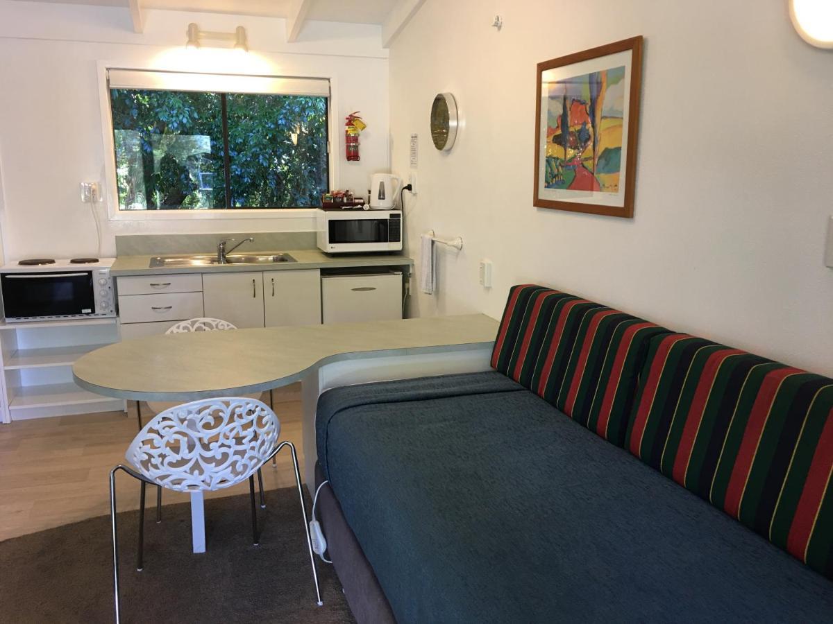 Colonial House Motel Kerikeri Exterior photo